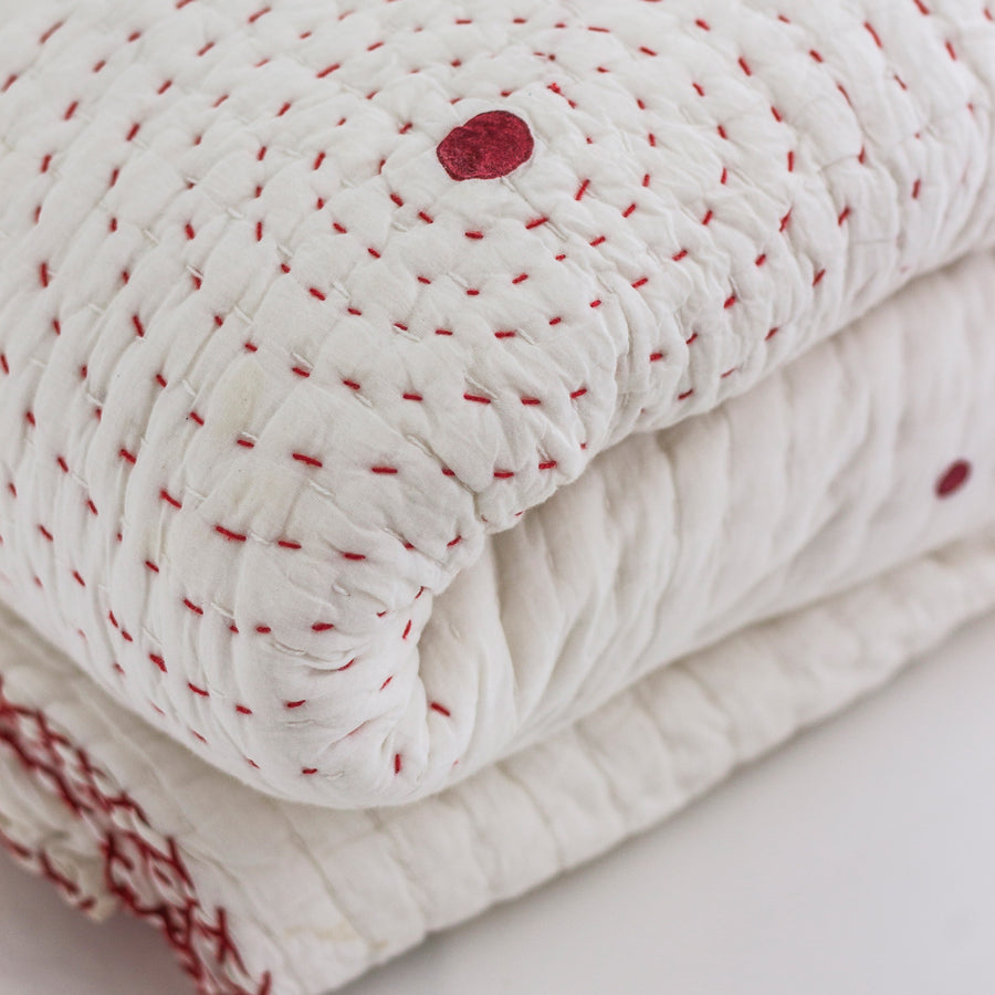 RED POLKA DOTS OVER WHITE QUILT SET - We Are Polen